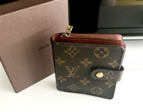 louis vuitton men's mini wallet|louis vuitton small card wallet.